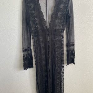 Sexy Black Lace Kimono Style Cover